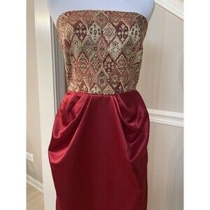 Women’s Burgundy Gold Geometric Satin Strapless Pleated Zip Formal Maxi Dress